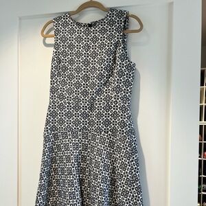 Tory Burch. Size 4.  Navy and white   Perfect condition worn once